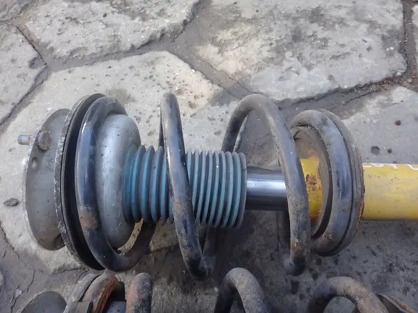 Set Ammortizzatori Anteriori Bilstein BMW E60 E61 E63 E64 OEM 35112716 image 2