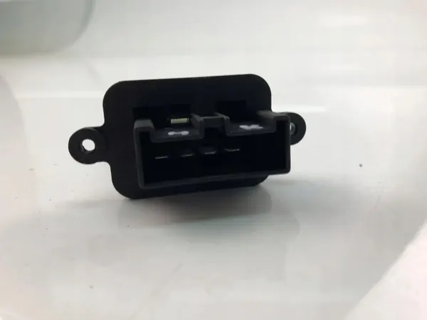 Verwarmingsweerstand OEM 1557447 voor Ford Ka 2010 image 4
