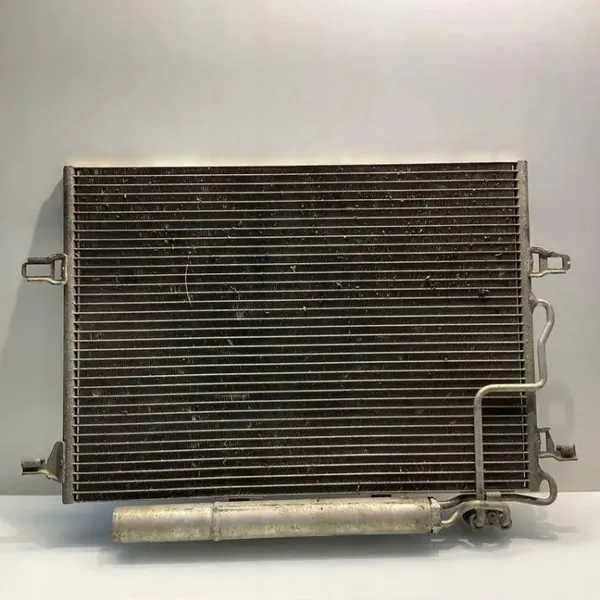 Mercedes A2115000154 ilmastointikondensaattori W211 image 4