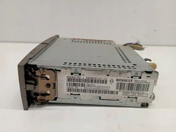 Radio Renault OE OEM 8200300860 - Occasion image 3