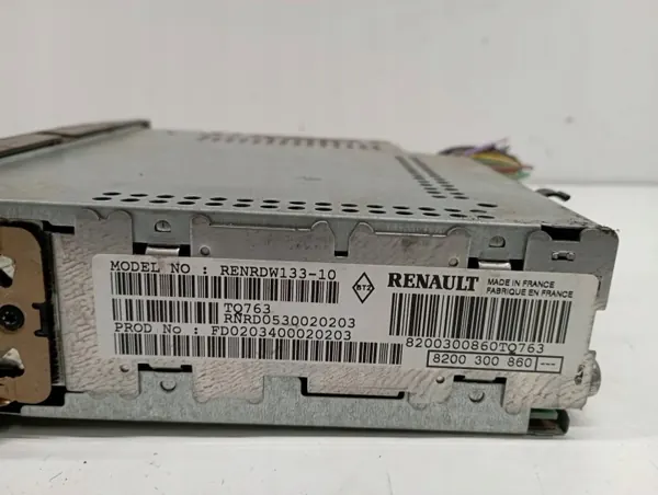 Radio Renault OE OEM 8200300860 - Occasion image 4