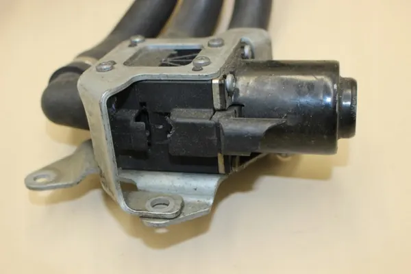 BMW Vattenventilslang OEM 8573156 för N57 Motor image 3
