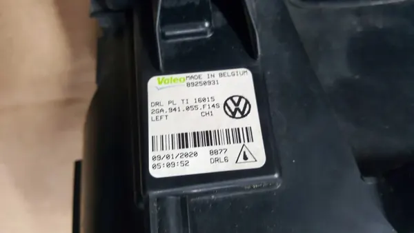 Farol Halogéneo Esquerdo Volkswagen T-Roc OEM 2GA941055F image 9