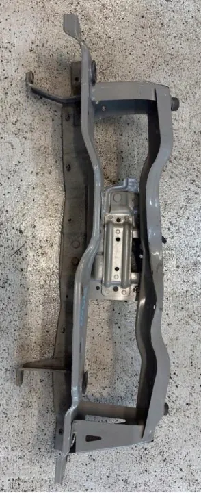 Voorbumper versterking OEM JKM17286 voor Nissan NV200 image 2