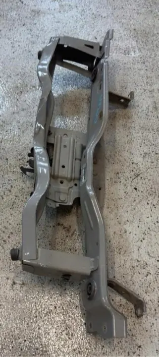 Voorbumper versterking OEM JKM17286 voor Nissan NV200 image 5