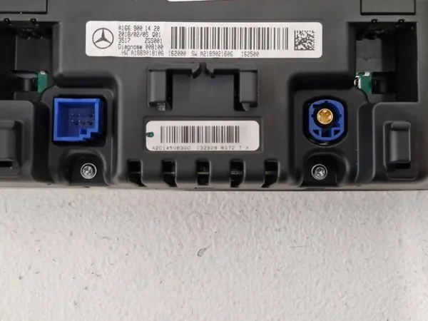 Ecrã Rádio Navegação Mercedes A W176 OEM A1669001420 image 6