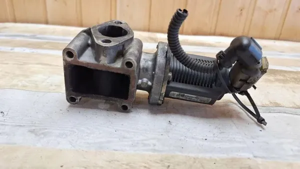 EGR-ventil OEM 700063100 för Opel Vectra C 1.9 CDTI image 4