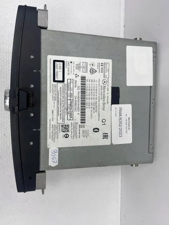 Unité Radio Navigation OEM A1729006312 Mercedes SLK image 3