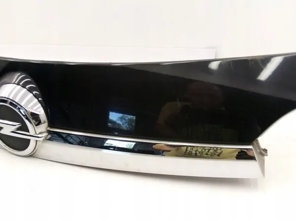 Moldura de maletero Opel Insignia A OEM 22804084 image 5