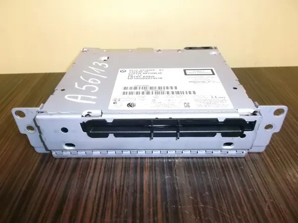 Radio CD Professional BMW OEM 9310460 - Usado image 2