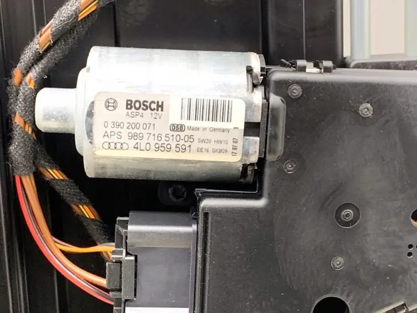 Toit Ouvrant Panoramique OEM 4L0898633 Audi Q7 4L 06-16 image 7