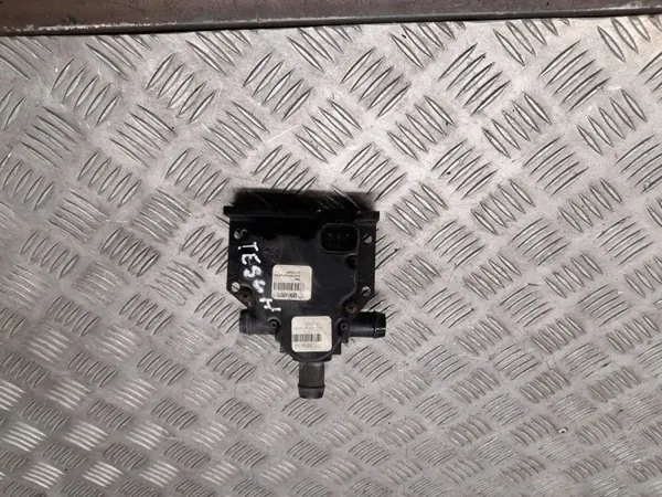 Tesla Vorderes Glühkerze OEM 600738400B image 2