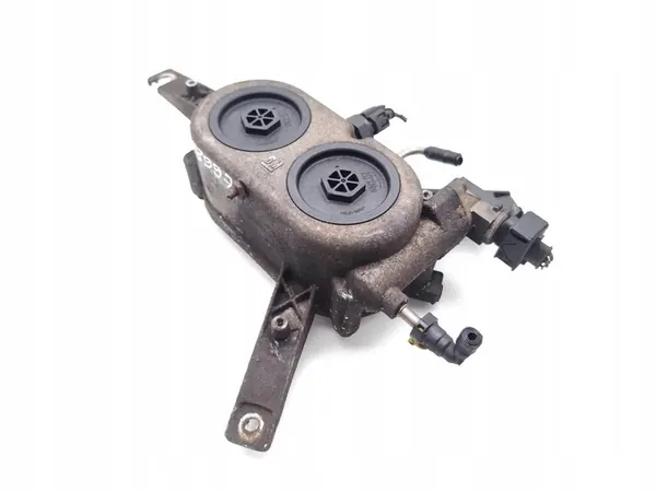 Vauxhall Antara Polttoainesuodattimen Kotelo 2.2 CDTi Diesel image 10