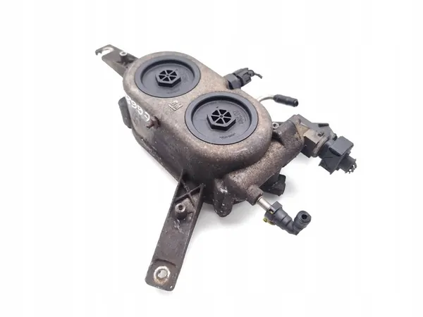 Vauxhall Antara Polttoainesuodattimen Kotelo 2.2 CDTi Diesel image 3