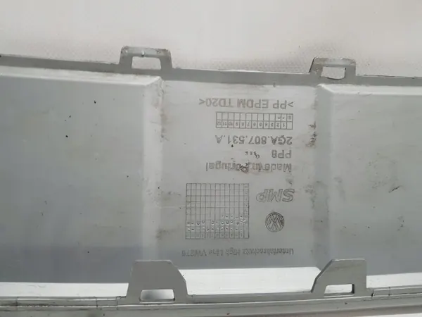 VW T-Roc Etupuskurin Spoileri OEM 2GA807531A image 3