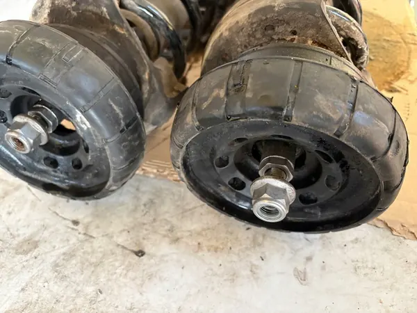 Amortisseur Avant Gauche TRAFIC IV III VIVARO B OEM 54302941R image 2