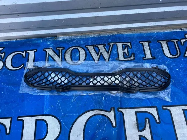 MERCEDES GLE 167 Rejilla Central A1678858902 image 2