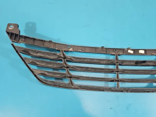 Cache Grille Central OEM 86550-2Y000 pour Hyundai IX35 image 5