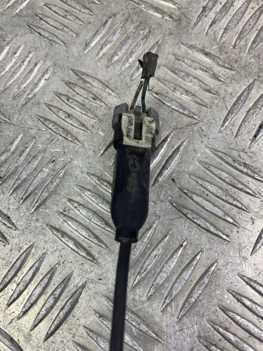 Sensor de golpeteo Kia OEM 392502G100 - Estado usado image 6