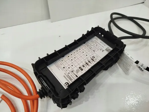 OEM 9850028680 Elbil Laddare - Begagnad image 7