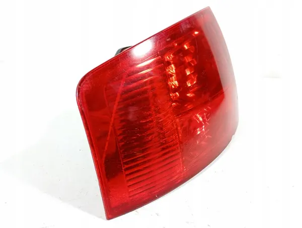 Audi A80 B4 80 91-96 Luz Trasera Izquierda OE 4E0945095C image 3