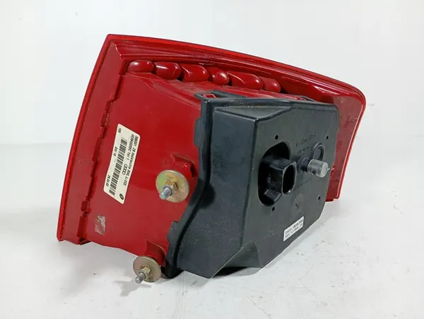 Audi A80 B4 80 91-96 Luz Trasera Izquierda OE 4E0945095C image 4