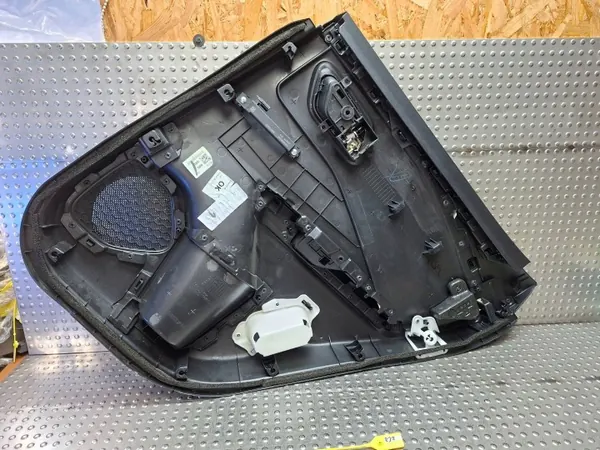 OEM S25165647 Tapicería Puerta Trasera Izquierda Nissan Qashqai J12 image 6