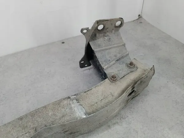 Poutre de pare-chocs avant OEM Audi A3 8P/8PA/8P7 1.9 TDI image 4