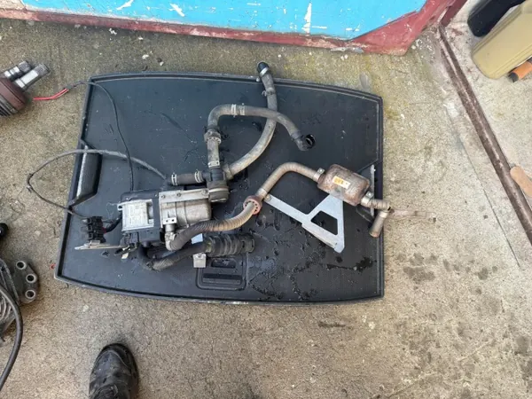 Webasto lämmitys OEM 1317413B Opel Zafira C:lle image 2