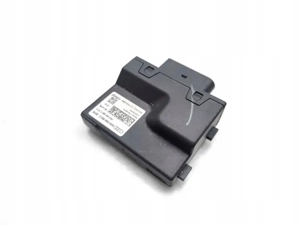 Audi A4 Bränslepumpkontroller 40 TDI Diesel 8W0906093C image 3