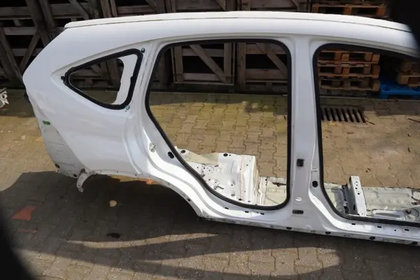 Honda OE ACM15600EEW Para-lamas Traseiro Direito image 3