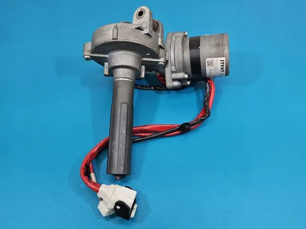 Ohjaustehostimen pumppu Toyota Avensis III T27 1.8 VVTi OEM 45250-05550 image 3