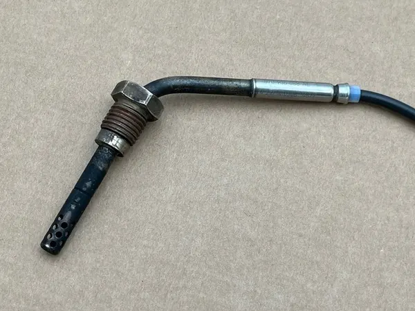 Sensor de temperatura de escape VW TRANSPORTER V 2.0L OEM 070906088AE image 2