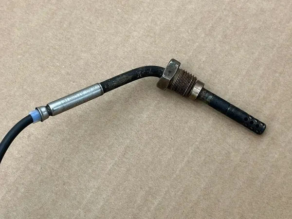 Sensor de temperatura de escape VW TRANSPORTER V 2.0L OEM 070906088AE image 3
