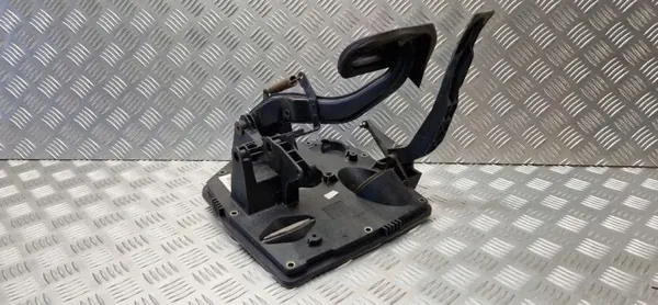 Mercedes-Benz Karosserieteil OEM A1682900049 - Gebraucht image 2