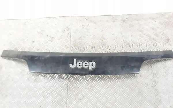 Jeep Grand Cherokee kojelauta-valonauha OEM FOB18640 image 2