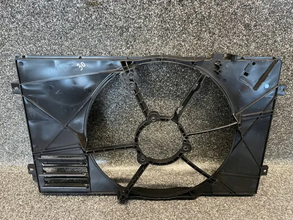 OEM Radiatorventilatorbehuizing VW Golf VIII Audi Q3 image 2