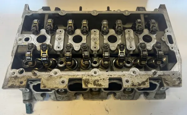 Culasse complète OEM 04E103404AE pour VW/Audi image 2