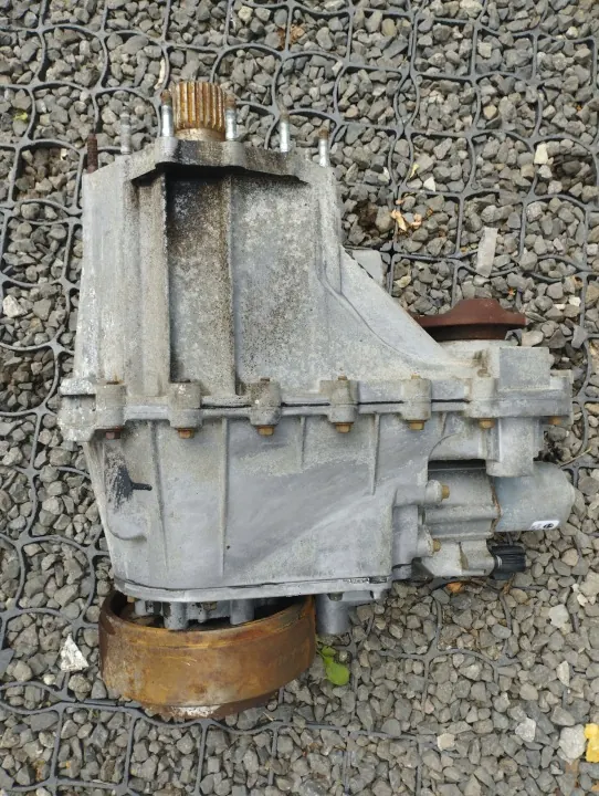 Mopar 52105904AD Gebrauchtes Getriebegetriebe image 5