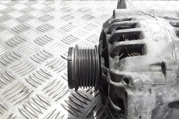 Vaihtovirtageneraattori RENAULT MEGANE SCENIC 1.9L diesel image 2