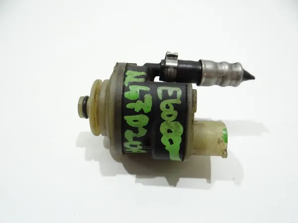 Chauffage de carburant BMW E60 E61 N47D20A 8517896 image 1