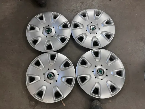 OEM 5L0601147CZ31 Diamant-Chrom Radkappe - VW image 2