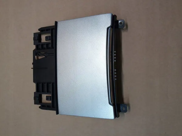 Cendrier Audi A6 C7 S7 OEM 4G0863273 - Occasion image 2
