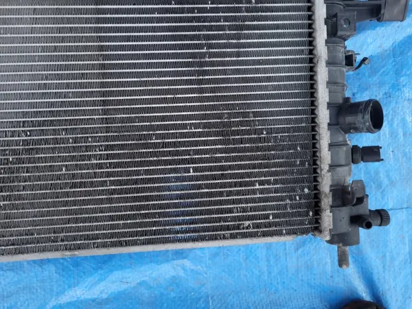Radiateur d'eau Opel OE OEM 13170110 - Occasion image 5