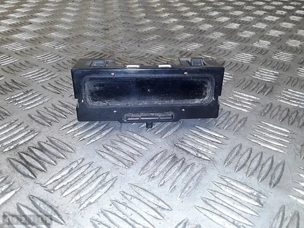 Ecrã de visualização Renault Scenic OEM P7700428029 image 2