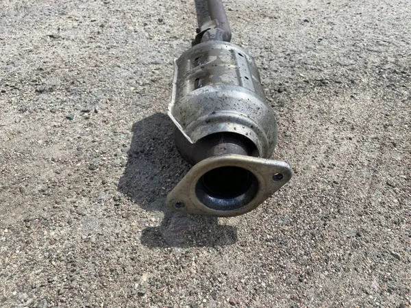 Mitsubishi ASX Uitlaatdemper OEM FBZ22277 image 4