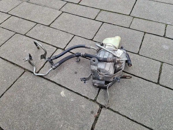 Bomba de direção assistida Opel Zafira B Astra H TRW 13276990 image 5