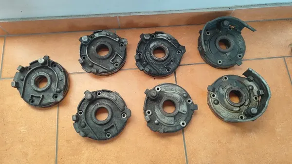 Volvo Oljepump OEM 3077709 Begagnad - Direktpassning image 2