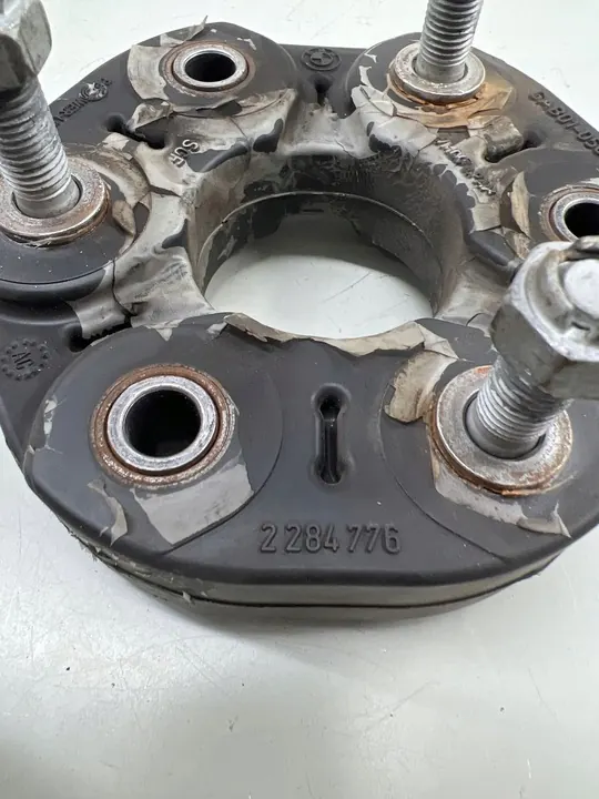 BMW M4 F82 F83 2018 Accouplement de l'arbre de transmission image 5