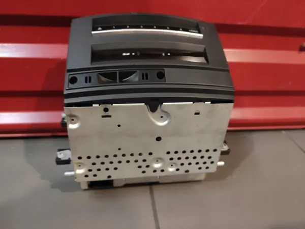 Cambiador CD Mercedes Clase S W221 OEM A2219004704 image 5